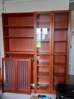 Bibliothèque modulable en bois.