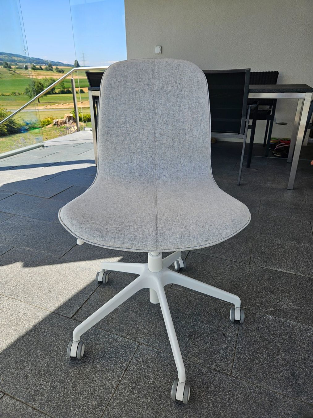 Ikea Chaises: Bürostuhl mit Rädli – D'occasion à Sins par Myck