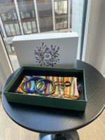 art deco jade set + paul smith halstuch seide + rituals box