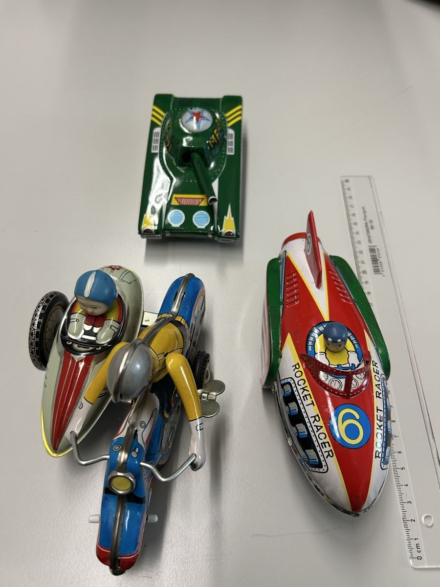 Modellini d'auto: Modellautos Blechspielzeug 3 Stück – Usato da Lachen SZ venduto da gopfertelli 1