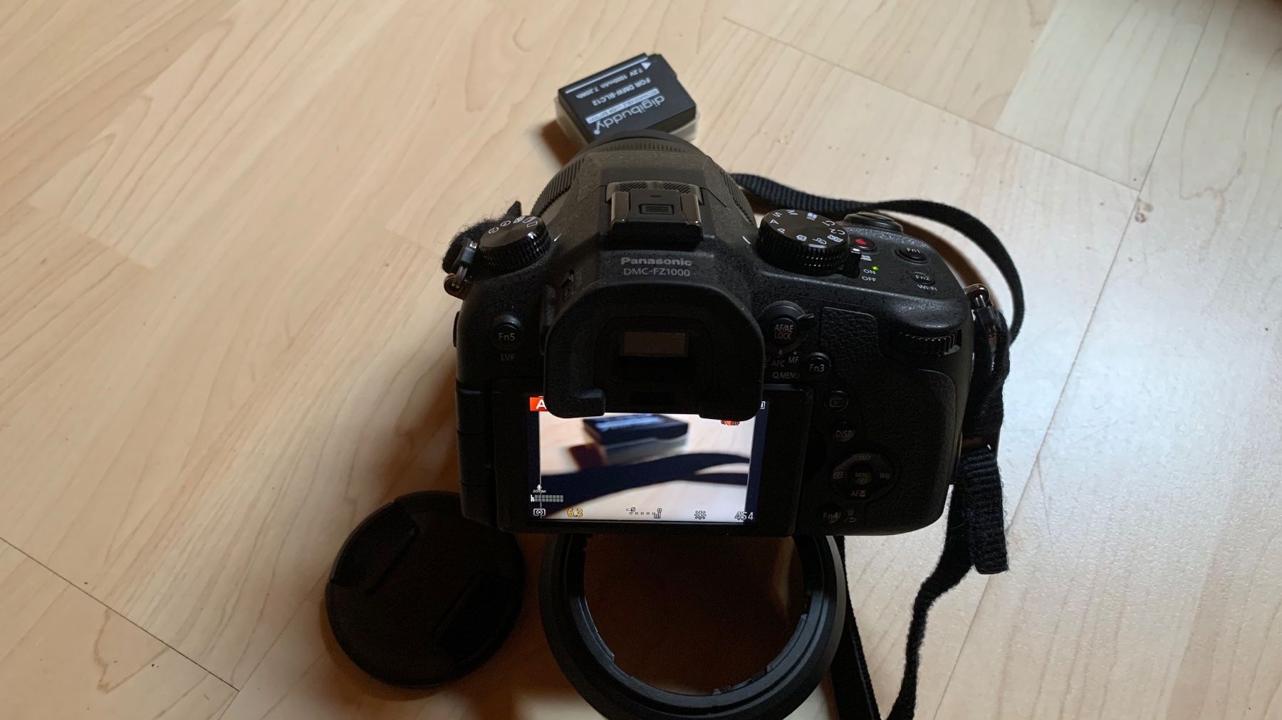 Panasonic Fotocamera: Panasonic DMC-FZ1000 – Usato da Banco venduto da mic_ckx7 1