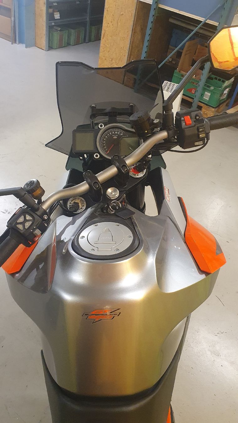 KTM Strada: KTM Super Duke GT – Usato da Einigen venduto da Thinhi65