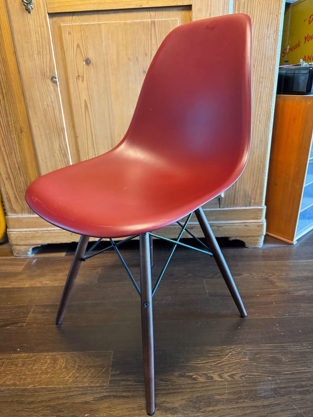 Vitra Sedie: ORIGINAL VITRA EAMES PLASTIC SIDE CHAIR STUHL TOP DESIGN – Usato da Balterswil venduto da MR_FEELGOOD