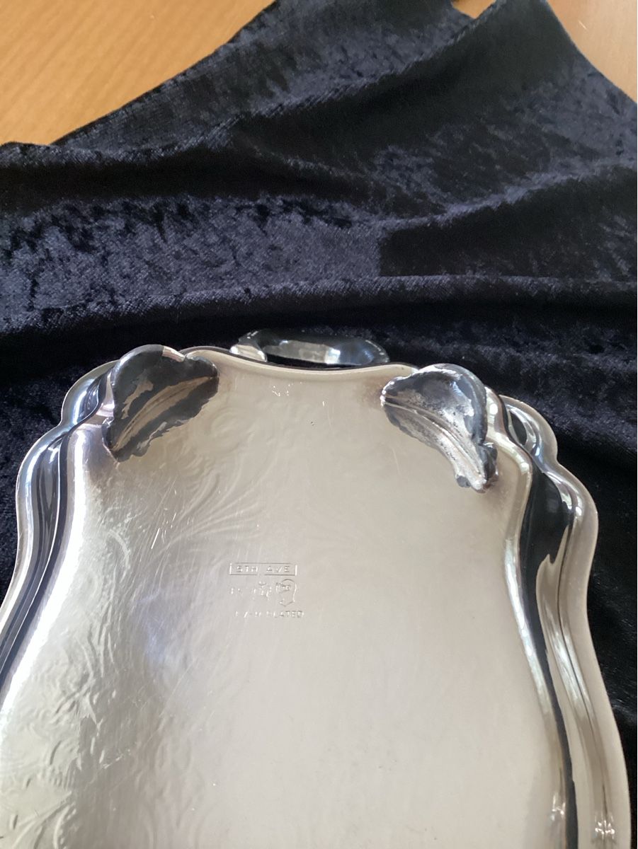 Piatti di portata: Serviertablett „5th Ave Silver Co“versilbert m.Griffen antik – Usato da Nunningen venduto da Vintage59 6