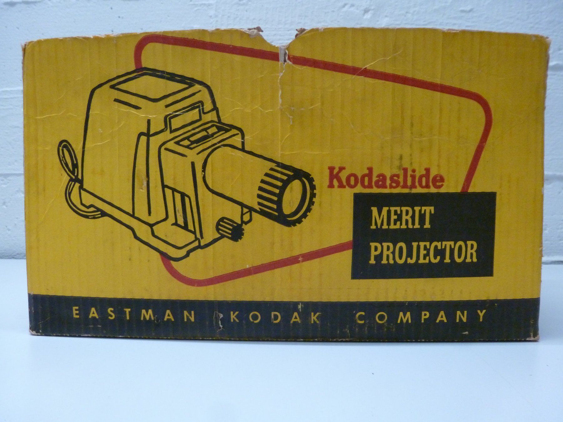 Proiettori: Kodak Diaprojektor "Merit" Bakelit – Usato da Schwerzenbach venduto da Tamama 1