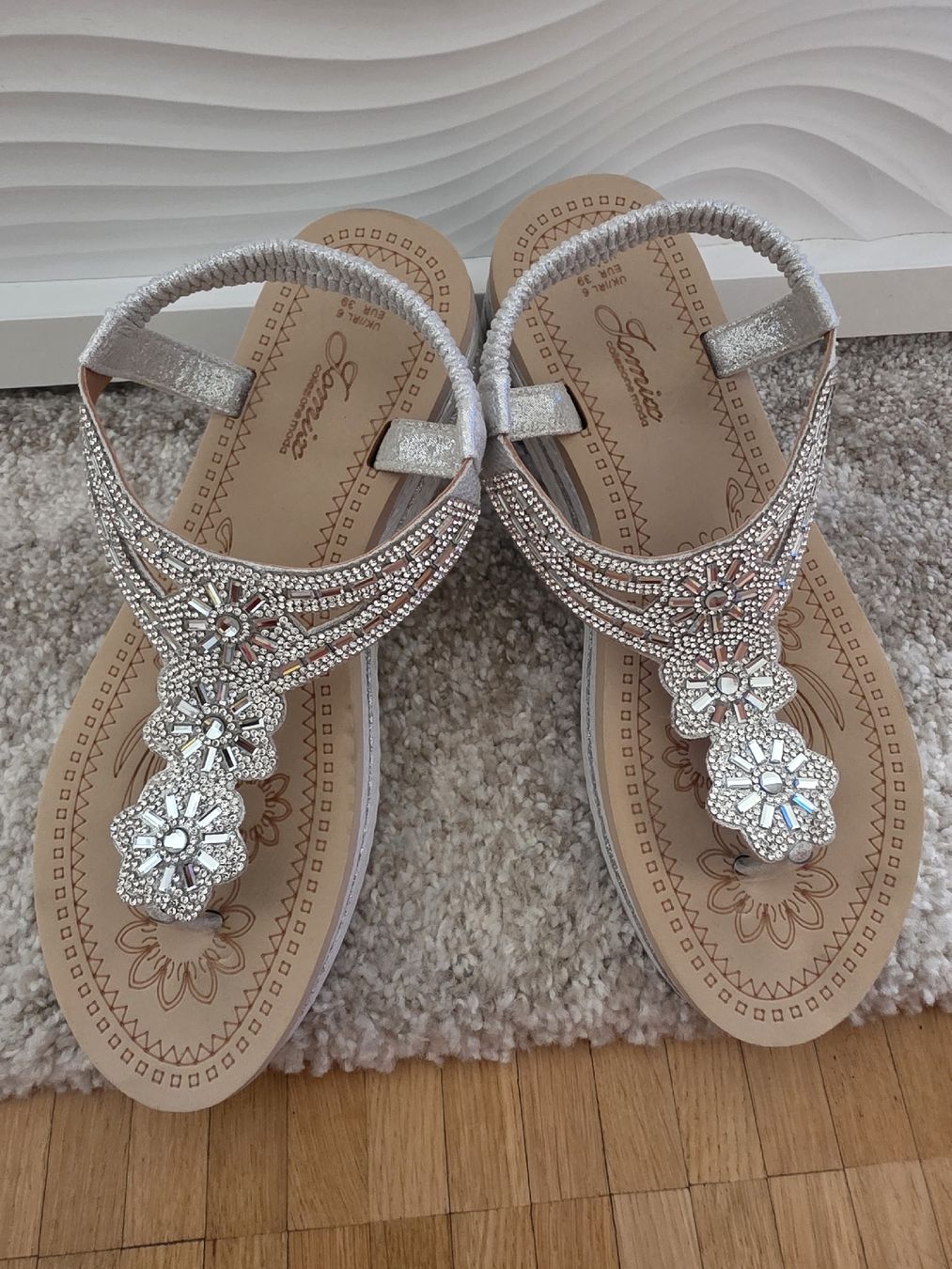Damenschuhe: Sandale silber Grösse 39 Glitzer Schmucksteine  – Gebraucht aus Laufenburg von may_r2st 5