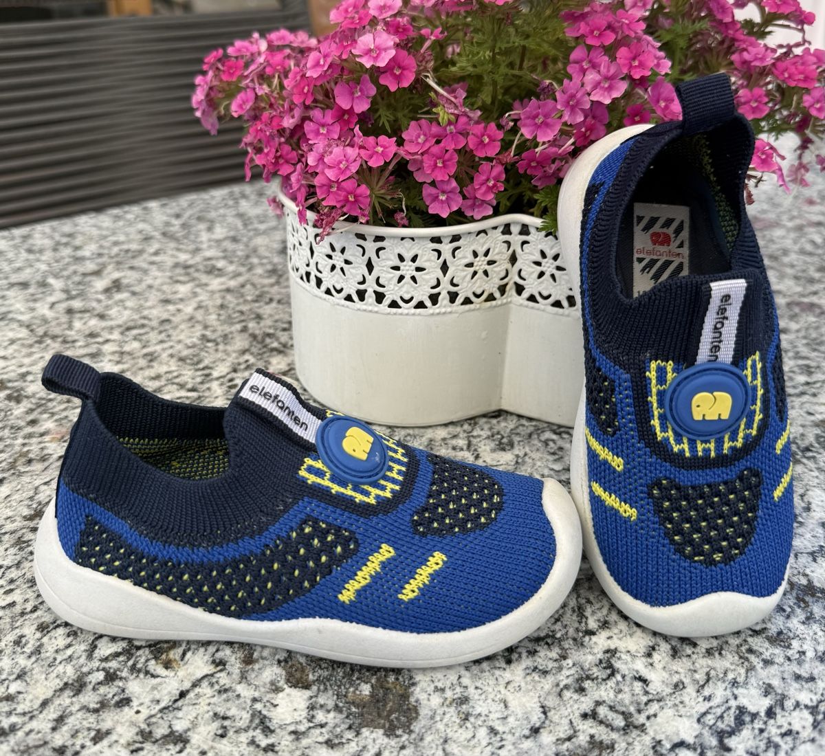 Elefanten Scarpe per ragazzi: Turnschuhe/ Hausschuh von elefanten Gr.24 – Usato da Steffisburg venduto da NadiTh