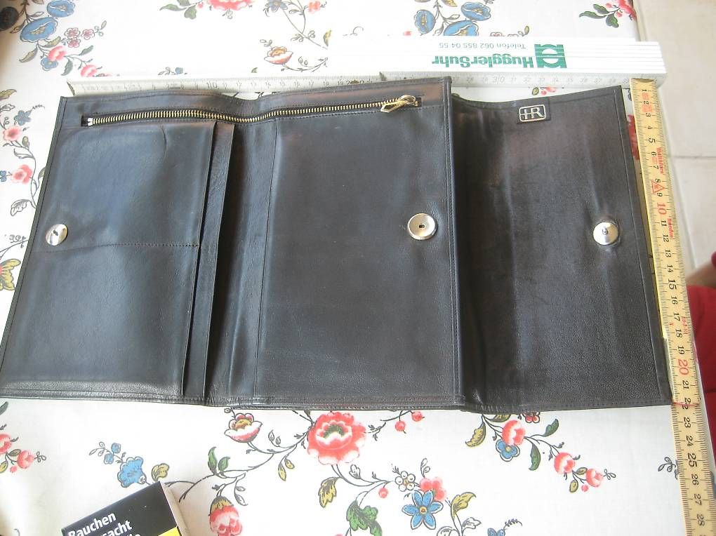 Taschen: Dokumenten-/Reisetasche – Gebraucht aus Horgen von pet_n5kr 2