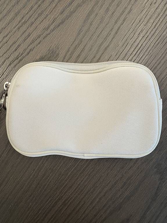 Borse: Pochette Lacoste – Usato da Parpan venduto da pba_x87s 1