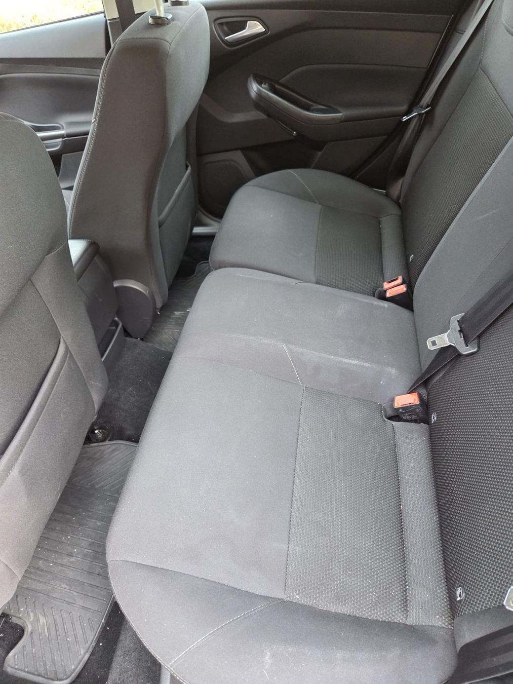 Ford Autos: Ford Focus 1.5 TDCi – D'occasion à Oftringen par Black_Nymeria 5