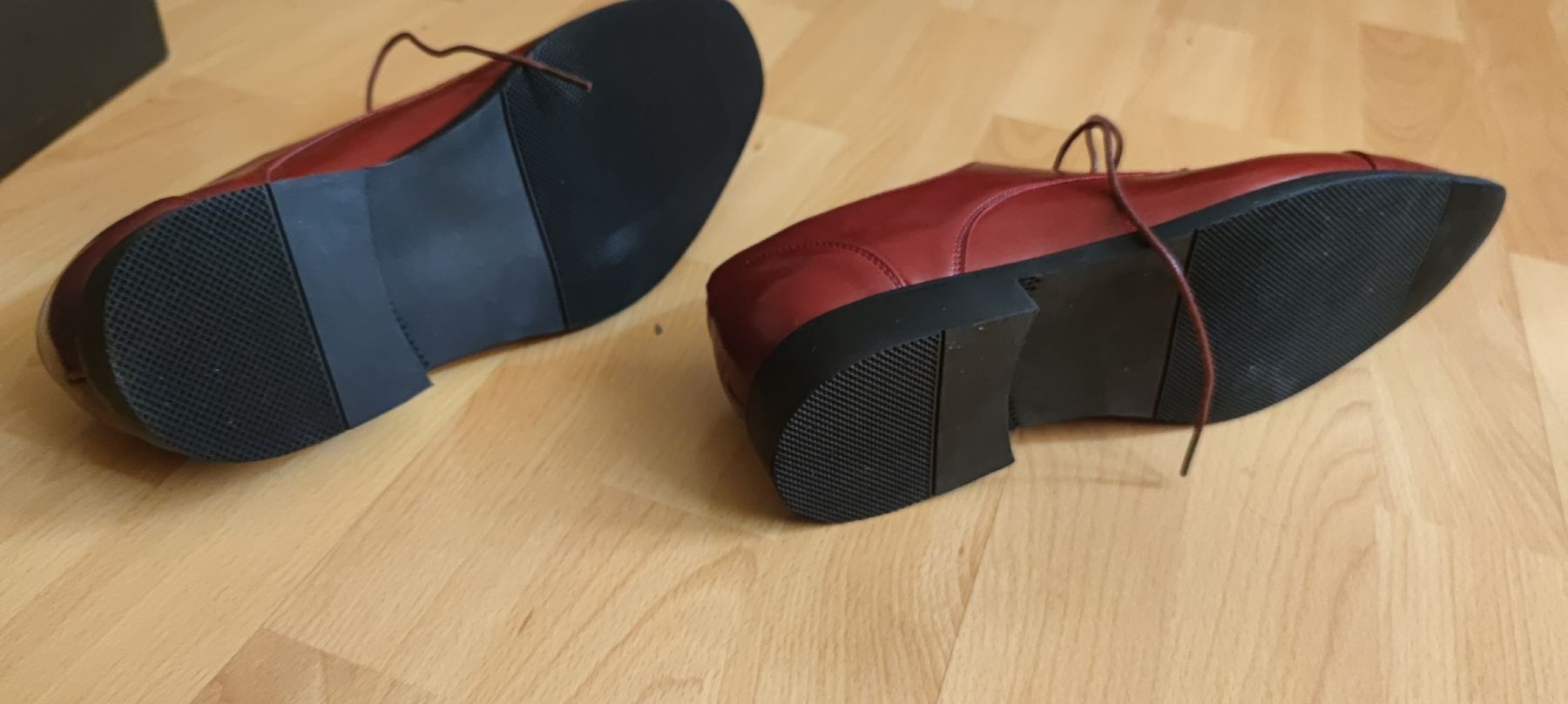 Scarpe da uomo: 47 Größe  – Nuovo e nell'imballaggio originale da Meggen venduto da Malecifent 3