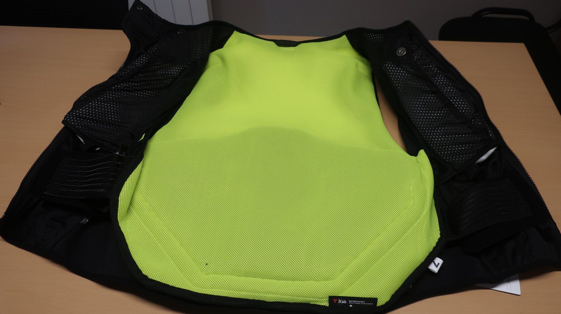 Dainese Gilet & Giacche senza maniche: Dainese Damen Smart Jacket Air Bag L – Nuovo e nell'imballaggio originale da Eiken venduto da Motti2 4