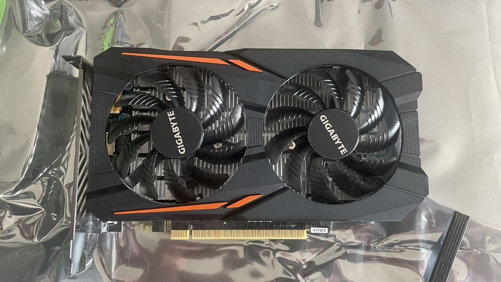 Compact GeForce GTX 1050Ti OC 4GB | Kaufen auf Ricardo