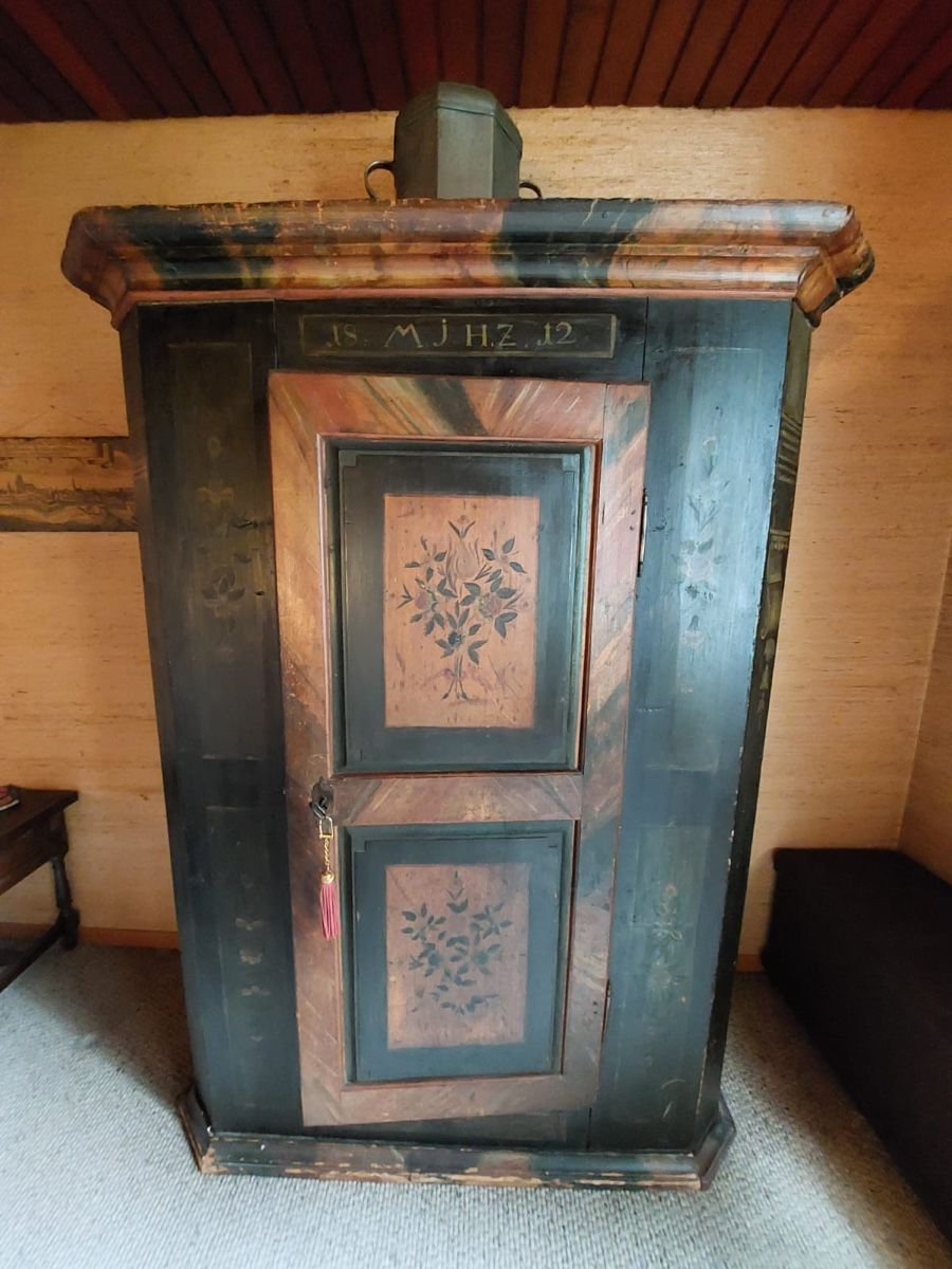 Armadi: Letzte Gelegenheit: Antiker Bauernschrank, bemalt, ca. 1812 – Usato da Mönthal venduto da BB_Moenthal_273