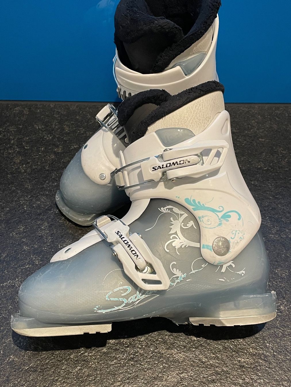 Salomon Scarpe per ragazzi: Skischuhe Salomon T2 Gr.30.5 – Usato da Sarnen venduto da Pinoccio6 2