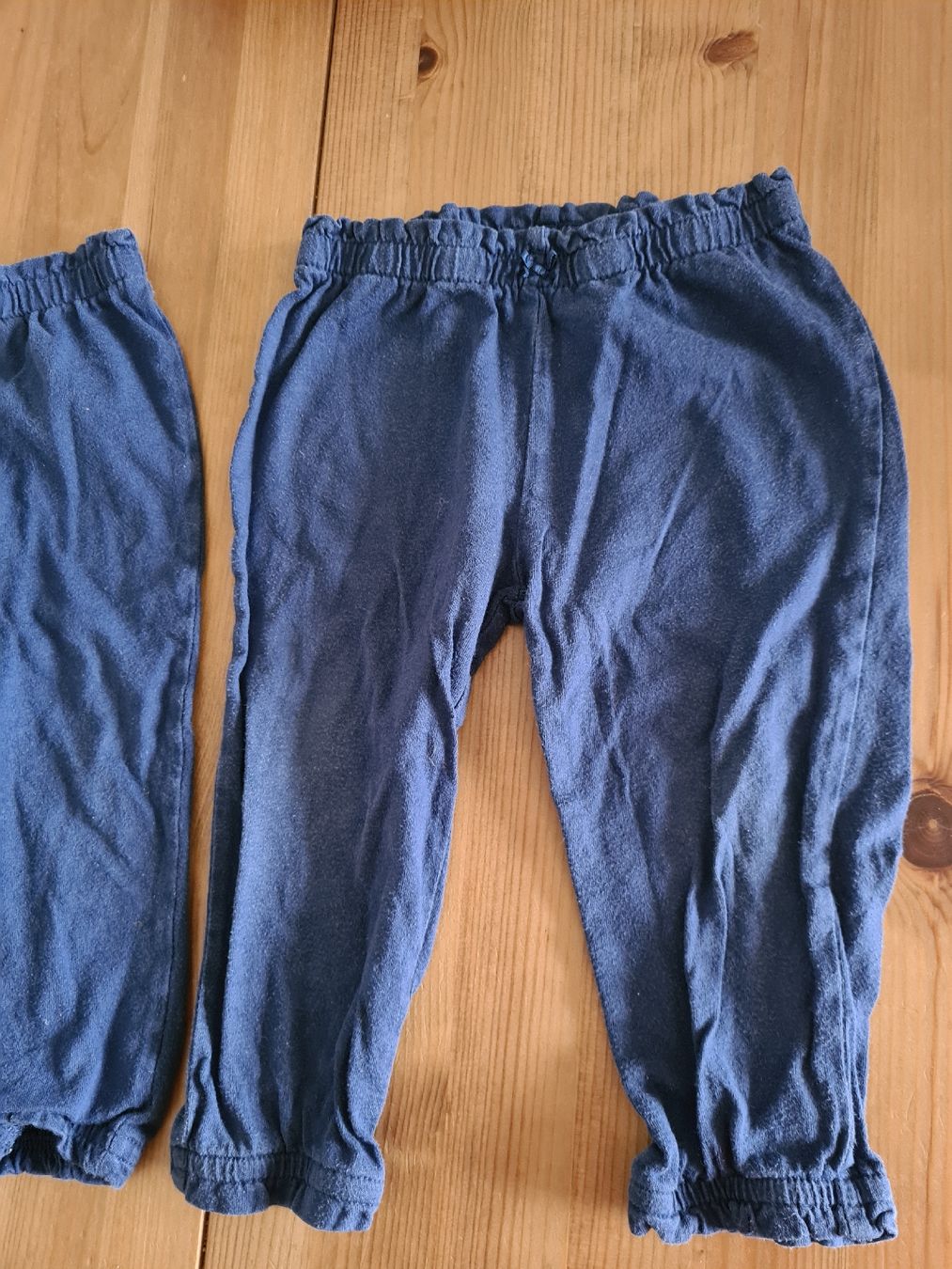 Carter's Pantaloni: 2 Carter's Hosen Gr. 12 Monate. – Usato da Horw venduto da Mirii91 4