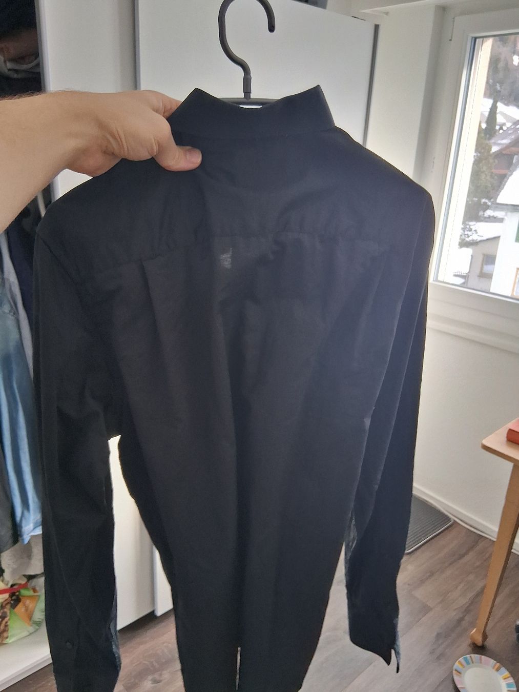 Camicie: Ausgehhemd Schwarz OVS Grösse L – Usato da Rothenthurm venduto da SirCroci-Cardshop 1