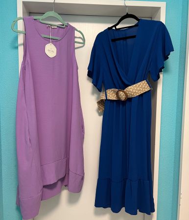 2 x Kleider Gr. M/L  NEU mit Etikett ab 1. FR.!!!
