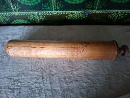 Antiker Universal Staubreiniger aus Holz mit Verzierung