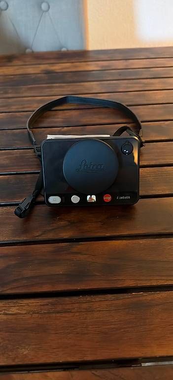 Fotocamera: Leica Sofort 2  – Usato da Glattbrugg venduto da mischkina78 1