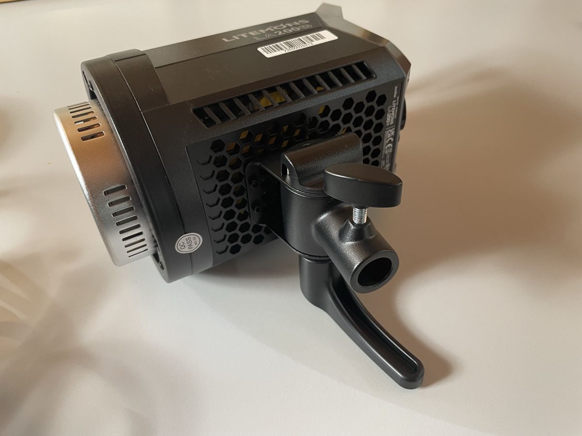 Godox Lampes: Godox Litemons LA200D Daylight LED Light, 230W – D'occasion à Nesslau par Wolzen 2