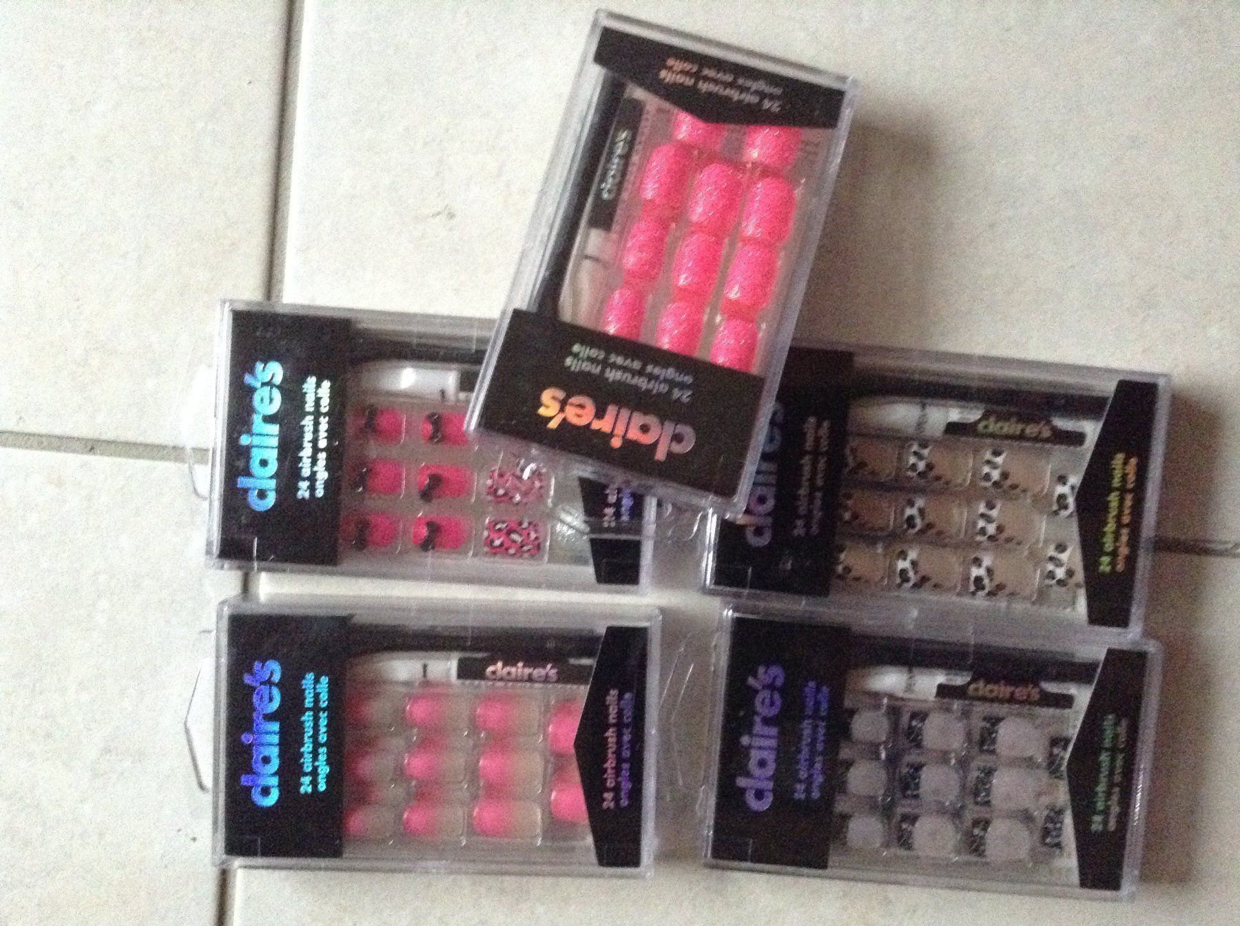 Maniküre & Pediküre: Ongles avec col, New – Neu und originalverpackt aus Bern von Balharbour