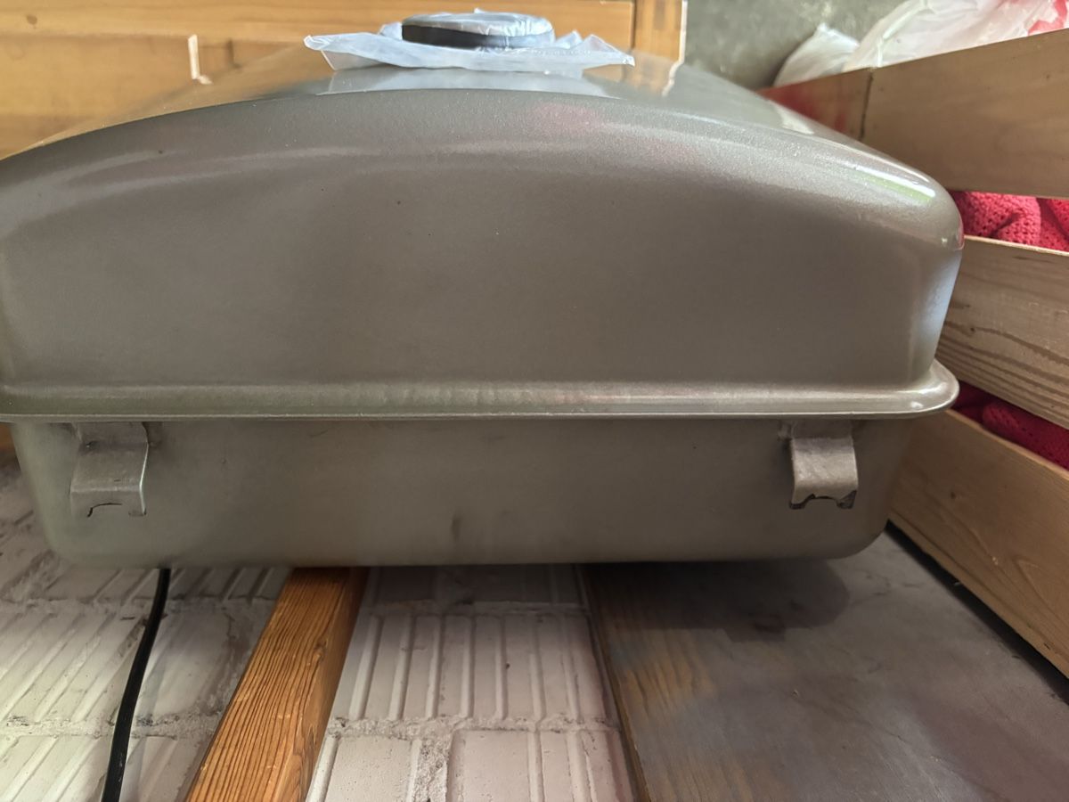 Hürlimann Trattori: Hürlimann Oldtimer Tank – Usato da Liestal venduto da Bern3108 1