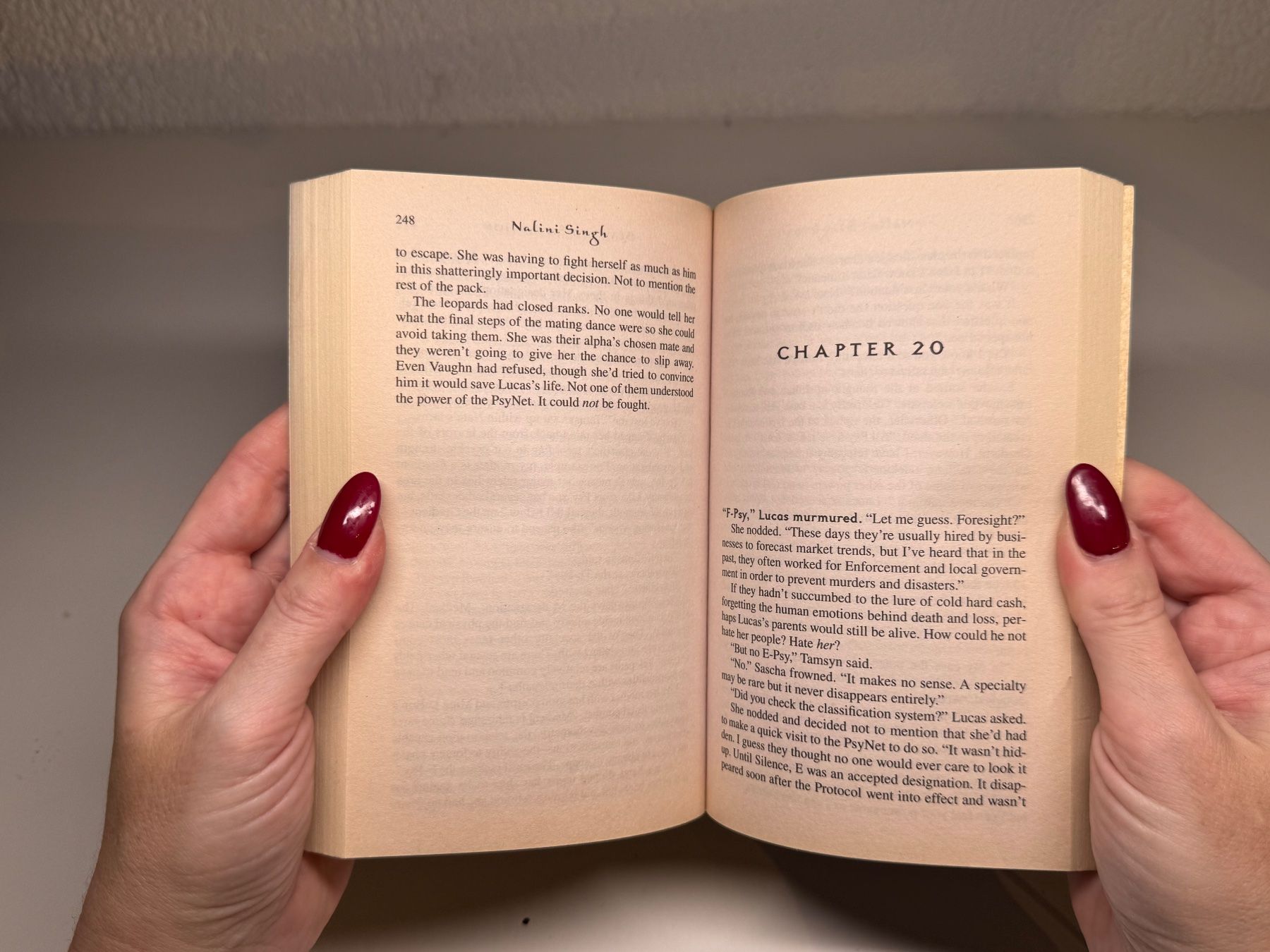 Libri: NOVEL: Nalini Singh, Slaveto Sensation – Usato da Grosswangen venduto da English_books 7