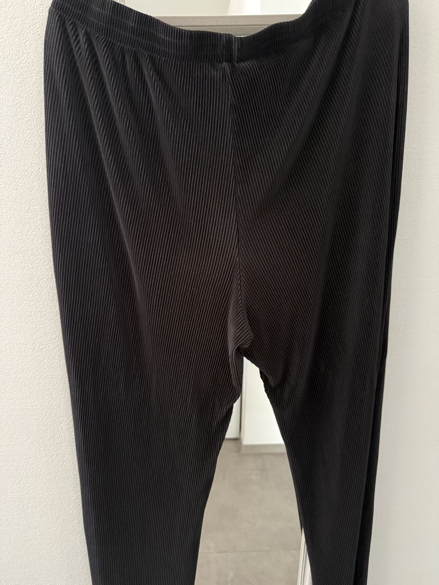 Pantaloni: Schlupfhose Grösse 46 – Nuovo (secondo la descrizione) da Pfeffikon LU venduto da pepino17 3