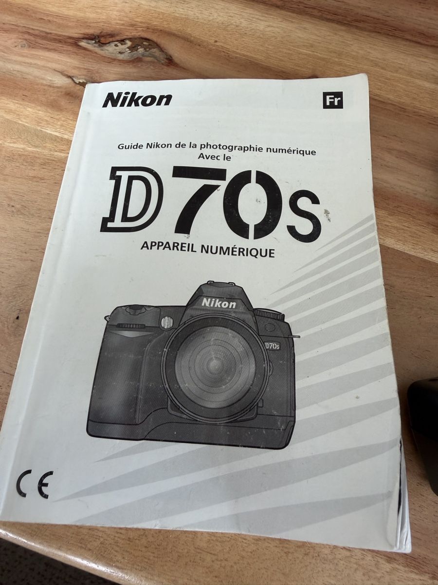 Nikon Kamera: Nikon DS 70 – Gebraucht aus Botyre (Ayent) von Claude-EvelyneS 3