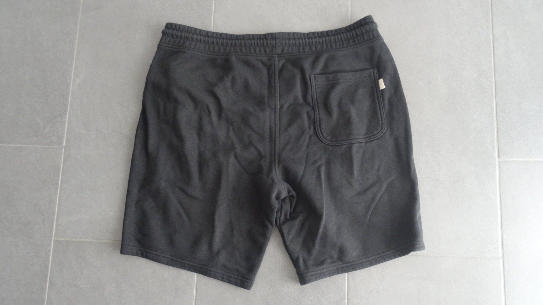 Pantaloni: Next Shorts schwarz, Grösse L, neu – Nuovo (secondo la descrizione) da Beinwil am See venduto da den_p9db 2