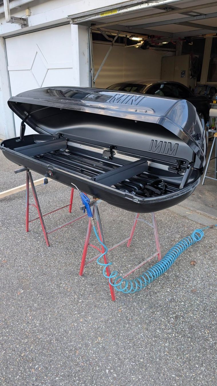 Box da tetto: Dachbox im typischen MINI-Design – Usato da Ruswil venduto da fam-emm