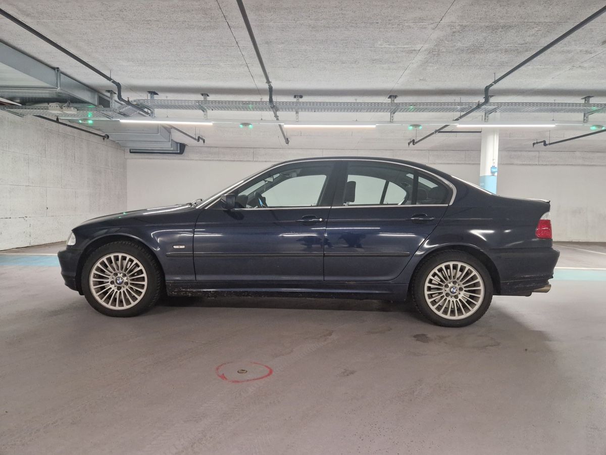 BMW Automobili: Bmw E 46 330xi – Usato da Ennetbürgen venduto da Col18in 2