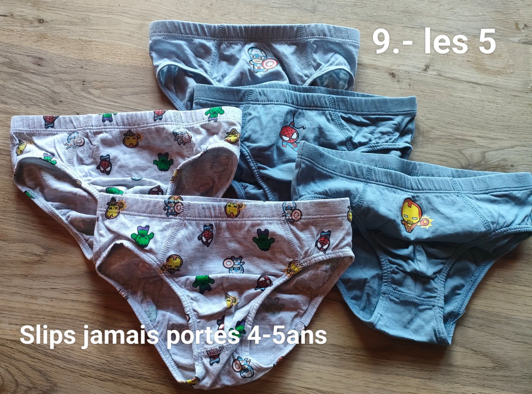 H&M Biancheria intima: Lot de 5 slips garçon neufs, taille 4-5 ans, Marvel Comics – Nuovo (secondo la descrizione) da Charmey (Gruyère) venduto da jen_bcw5