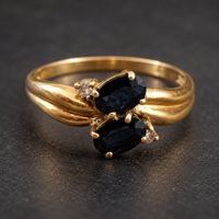 Bague ancienne en or 18K – Saphirs & diamants - T58