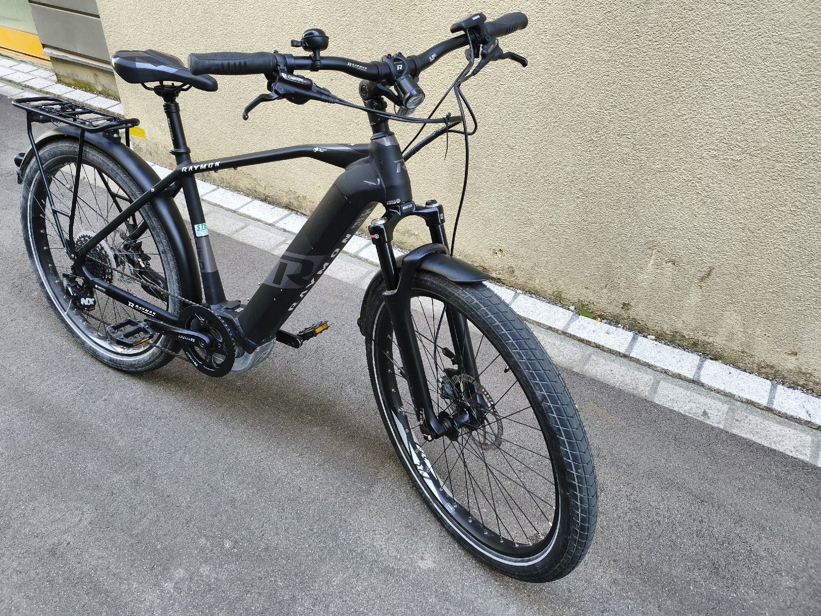 Velos: E-bike Raymon LTD Grosse S  – Gebraucht aus Nussbaumen AG von Trtznd21 8