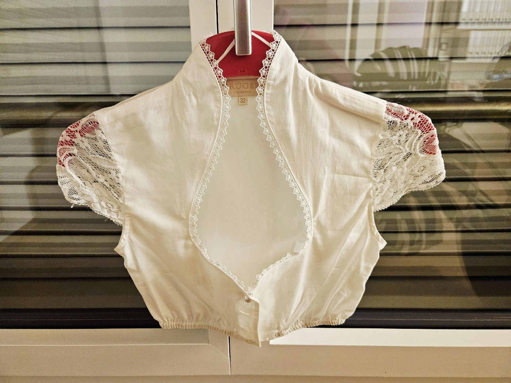 Krüger Vestiti: Dirndl von KRÜGER Gr. 30/32, Länge ca.92 – Nuovo (secondo la descrizione) da Rhäzüns venduto da inf_rcj7 5