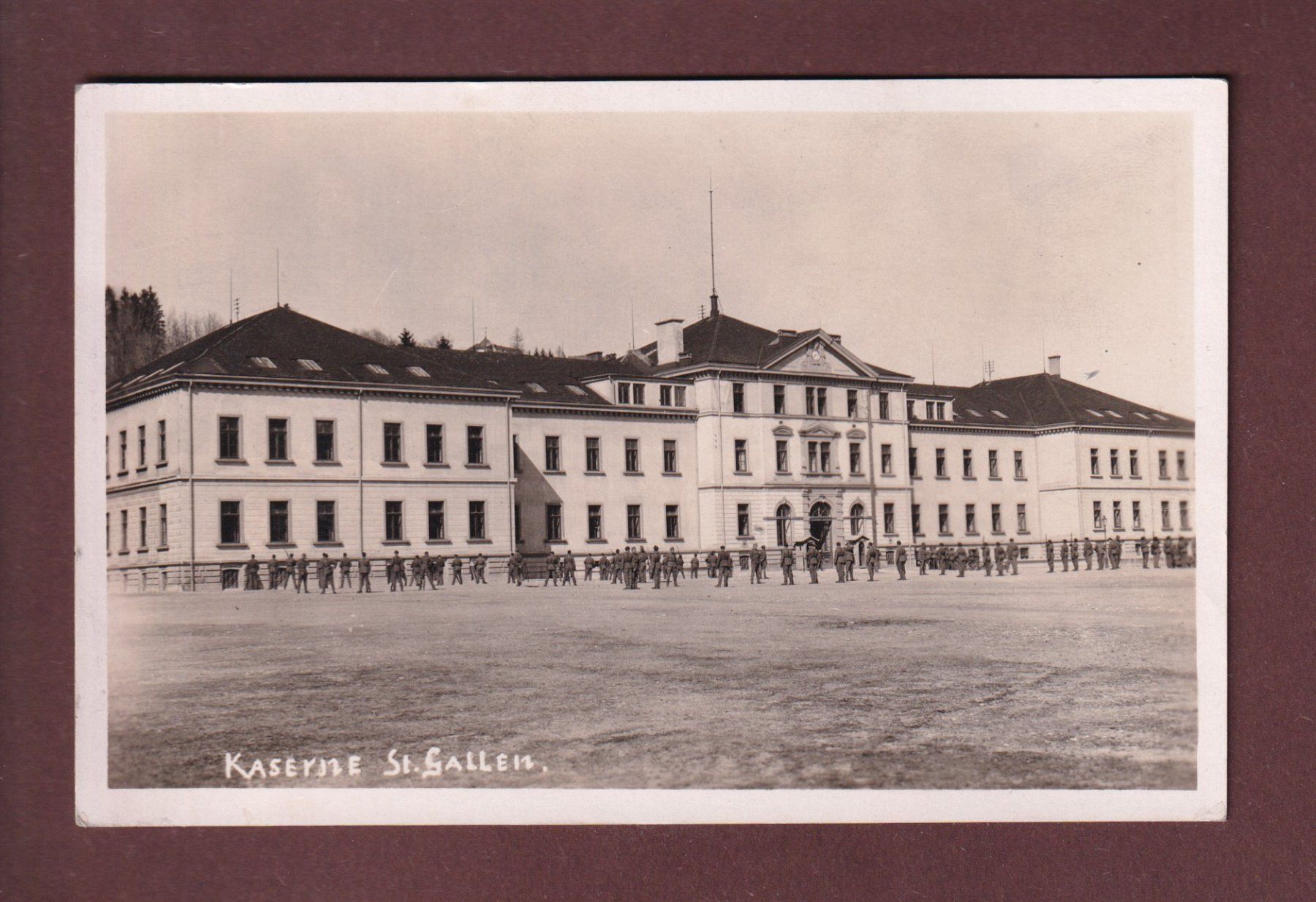 Cartoline postali: ST. GALLEN - Kaserne - 1931 Feldpost – Usato da Pully venduto da nicecards