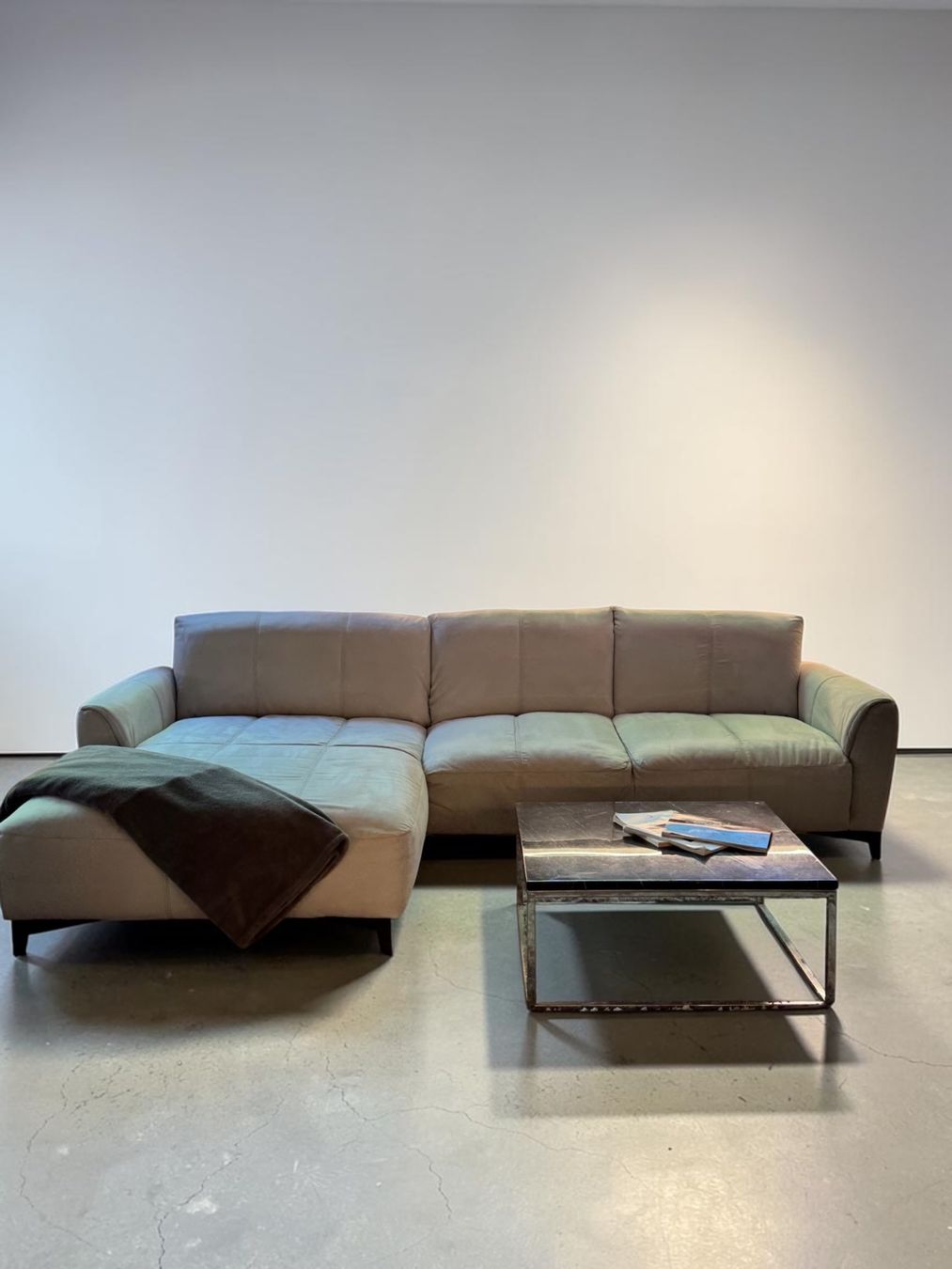 Divani: Wunderschönes Ecksofa in Creme-Beige – Usato da Fehraltorf venduto da Sofalab.swiss 1