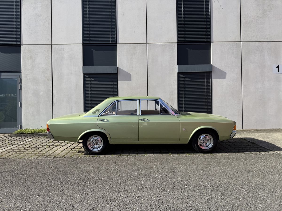 Ford Autos: Ford Taunus 17M 2000S P7b 1969, Veteranenfahrzeug – Gebraucht aus Ruggell von Forrer1000 3
