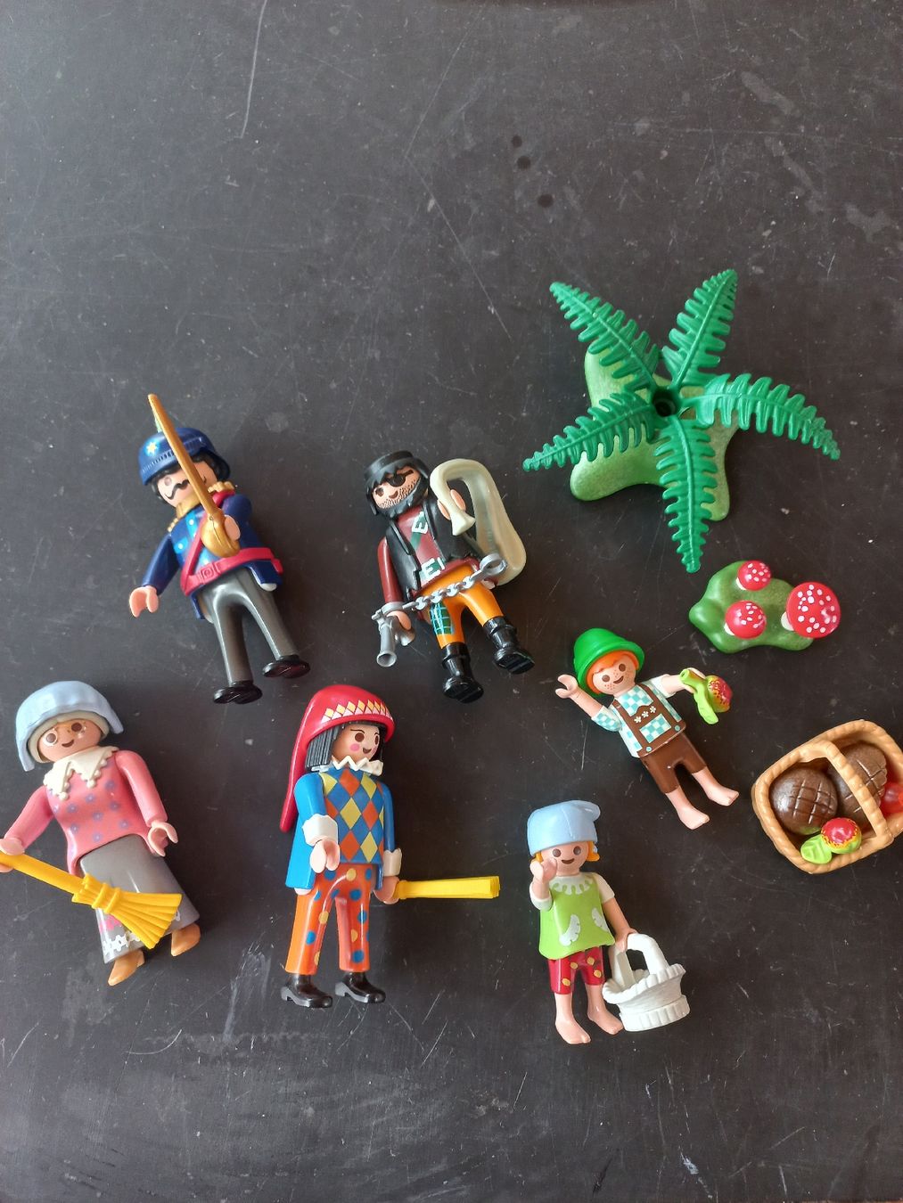 Playmobil Giocattoli: Figuren Playmobil Kasperletheater – Usato da Ziegelbrücke venduto da lumix03