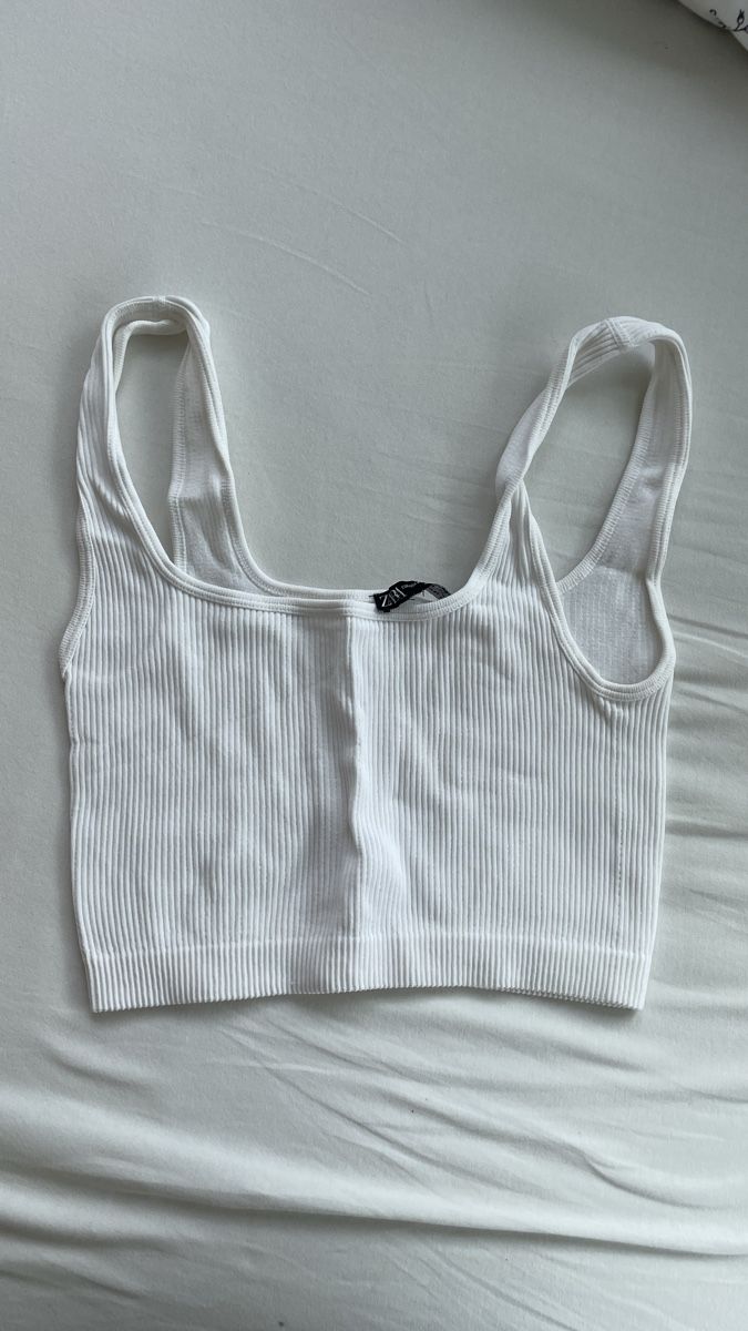 Zara Top: Zara Top, Weiss – Nuovo (secondo la descrizione) da Muttenz venduto da lil_cs6m