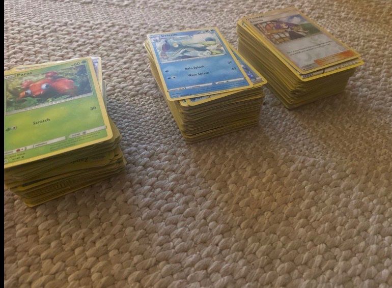 Pokémon Carte collezionabili: Pokemon Karten Sammlung rund 1100 Stück – Usato da Tägerig venduto da oiluig83 1