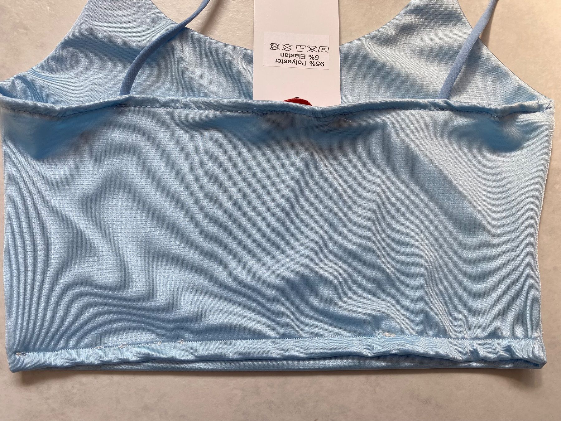 Top: Crop Top Koucla - Hellblau - Grösse ca. 32/34 – Difettoso da Eschenbach SG venduto da Peachick 2