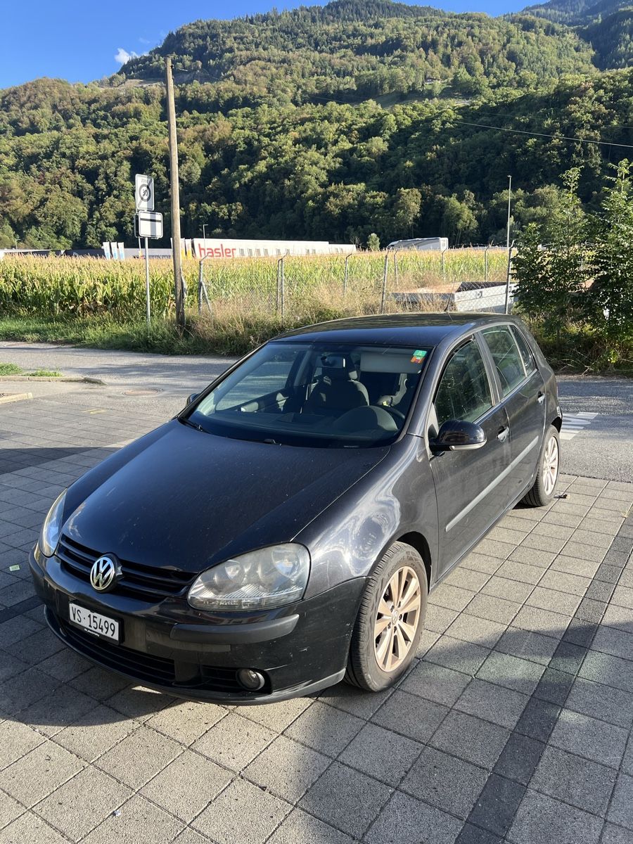 VW Automobili: Golf 5 1.4 TSI – Usato da Monthey venduto da fab_5cwv