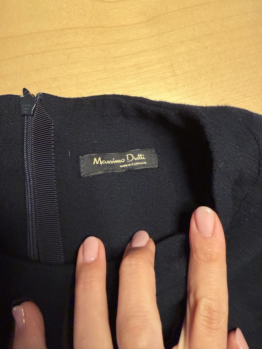Massimo Dutti Blusen: Massimo Dutti Wool Blend Blouse Navy Blue Size 38 – Gebraucht aus Zürich von Vbo_5yj9 1