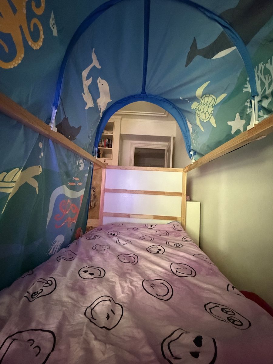 Ikea Letti: Kura Bett mit Baldachin Meerestiere – Usato da Zürich venduto da def_n87y