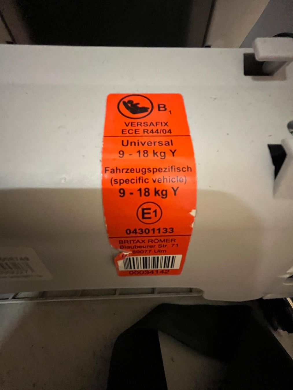 Britax Römer Seggiolini per auto: Autositz Römer 9-18 kg – Usato da Unterkulm venduto da Lotusblume81 1