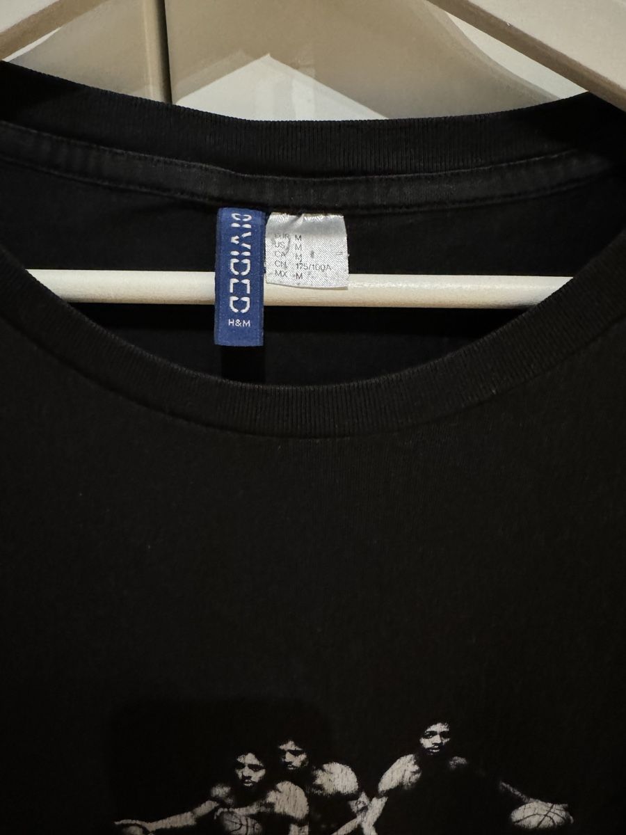 H&M T-Shirts: H&M T-Shirt schwarz – Gebraucht aus Maisprach von jokoundklaas 2