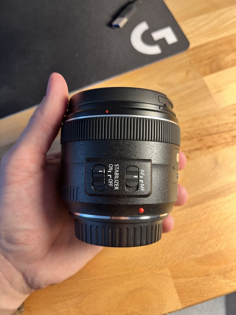 Canon Obiettivi: Canon EF 35mm f/2 IS USM – Usato da Bern venduto da mj123 3